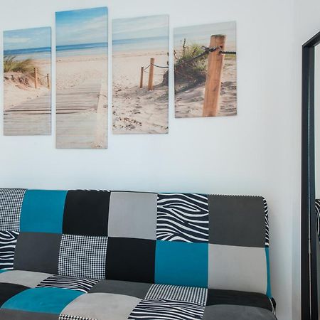 Beautiful Renovated Studio With View- Old Йер Экстерьер фото